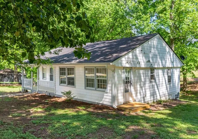 1st image of 514 Grady St, Waleska, GA 30183 | MLS# 7762343