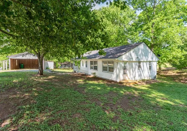 2nd image of 514 Grady St, Waleska, GA 30183 | MLS# 7762343