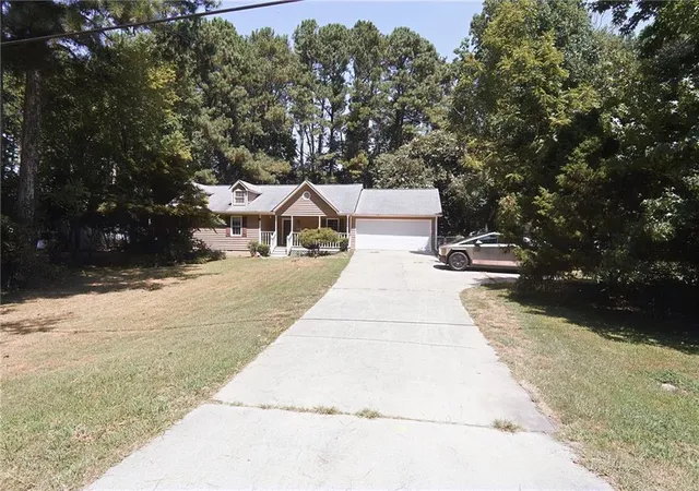 Photo 1 of Single family home for sale at 3676 Lenora Church Rd, Snellville, GA 30039 | MLS# 7828792 | Listing updated on 2026-08-29