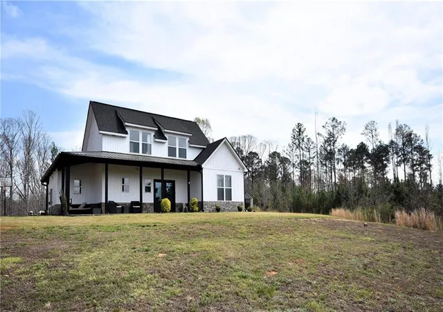 Homes for sale in Waco, GA | 533 Lively Rd, Waco, GA 30182 | MLS# 7739838