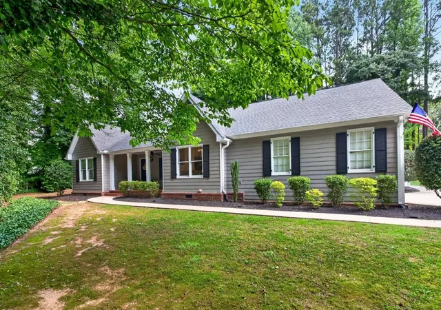 Photo 1 of Single family home for sale at 1405 Lake Dow Rd, Mcdonough, GA 30252 | MLS# 7806264 | Listing updated on 2026-07-17