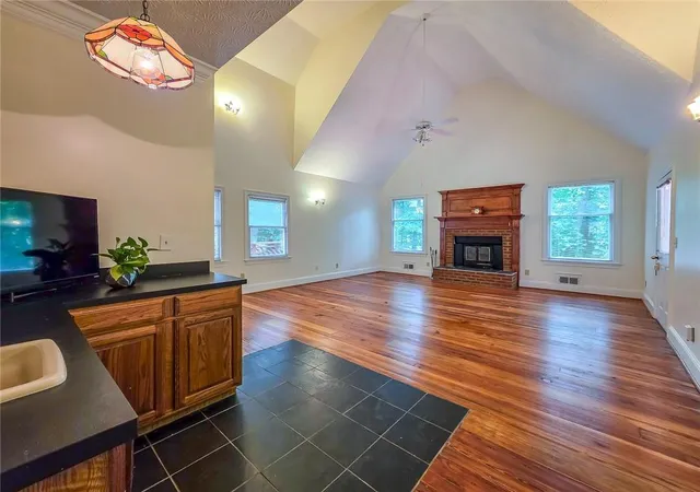5th image of 5599 Stone Creek Dr, Stone Mountain, GA 30087 | MLS# 7805166