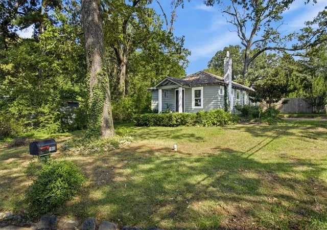 Photo 1 of Single family home for sale at 1945 Nw Baker Rd, Atlanta, GA 30318 | MLS# 7827241 | Listing updated on 2026-09-22
