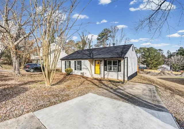 23rd image of 3475 Meadowlane Pl Sw, Atlanta, GA 30331 | MLS# 7816530