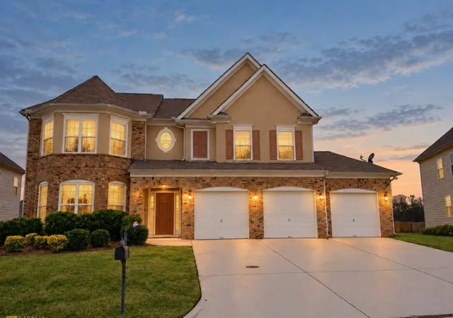 Single family home for sale at 210 Perry Ln, Union City, GA 30291 | MLS# 7856287 | Listing updated on 2026-10-28