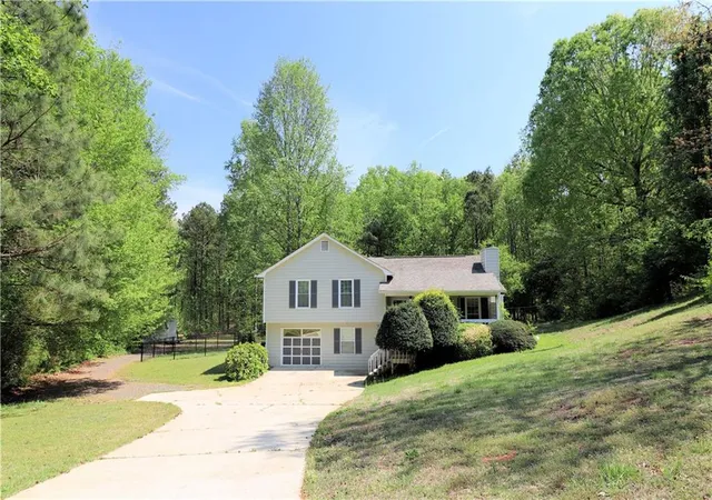 1st image of 192 Deerfield Dr, Hiram, GA 30141 | MLS# 7749599