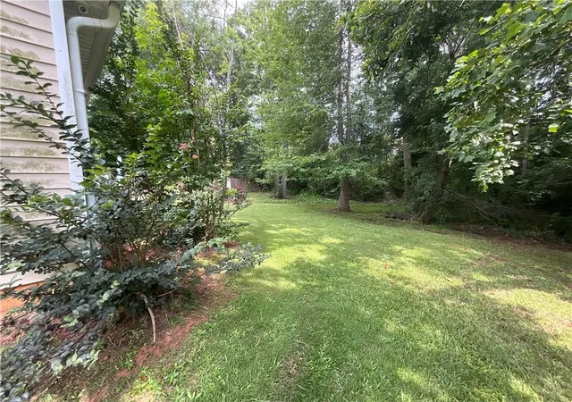 Photo 3 of Sale Pending at 242 Pebble Crk Dr, Mcdonough, GA 30253 | MLS# 7800303 | Listing updated on 2026-09-14