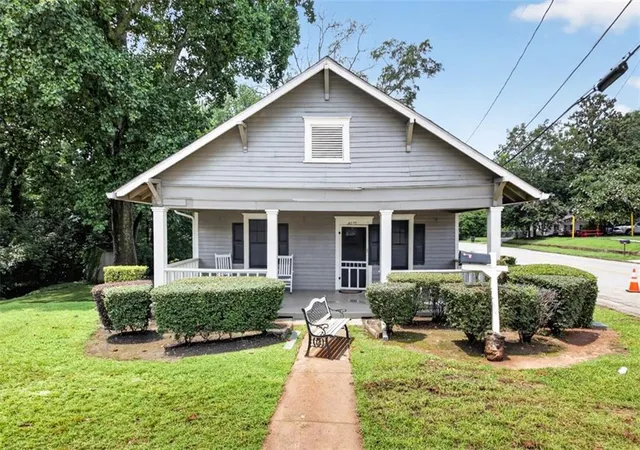 1st image of 1070 Forest Ave, Stone Mountain, GA 30083 | MLS# 7812595