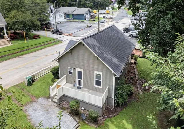 5th image of 1070 Forest Ave, Stone Mountain, GA 30083 | MLS# 7812595