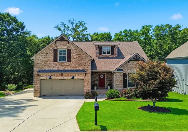 Homes for sale in Cumming, GA | 5740 Winding Lakes Dr, Cumming, GA 30028 | MLS# 7792560