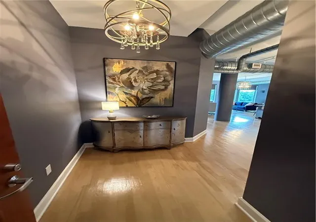 Listing Photo 1 - Condo for sale in building located at 3820 Roswell Rd Ne, Atlanta, GA 30342 - Unit #709
