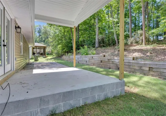 5th image of 6156 Cherry Valley Dr, Covington, GA 30014 | MLS# 7794465