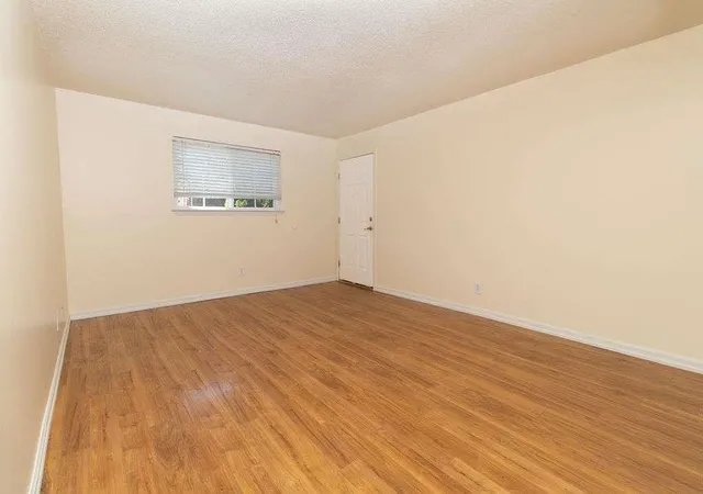 Photo 20 of Condo for sale at 195 Sycamore Dr #B14, Athens, GA 30606 | MLS# 7824004 | Listing updated on 2026-08-20