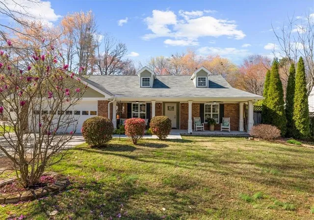 3rd image of 250 W Peachtree St, Norcross, GA 30071 | MLS# 7734609