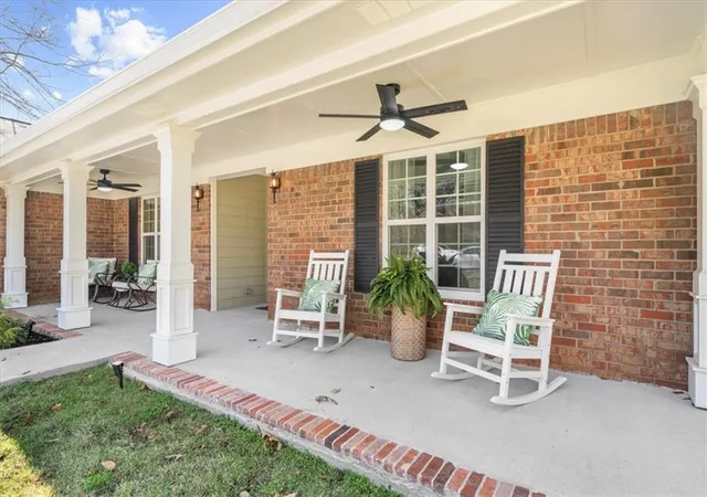 4th image of 250 W Peachtree St, Norcross, GA 30071 | MLS# 7734609
