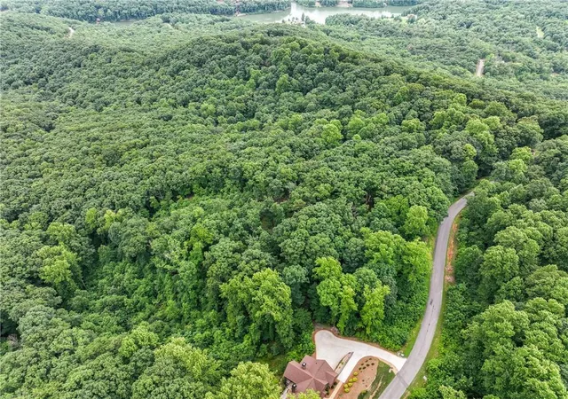 2nd image of 61 Mountainside Dr, Cleveland, GA 30528 | MLS# 7803637