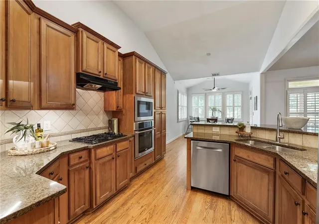 Photo 3 of Single family home for sale at 6910 Hampton Crk Dr, Cumming, GA 30041 | MLS# 7775561 | Listing updated on 2026-10-05