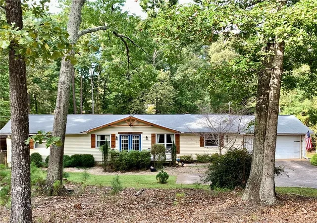 Photo 1 of Single family home for sale at 3412 Springdale Forrest Ave, Gainesville, GA 30506 | MLS# 7850464 | Listing updated on 2026-10-28