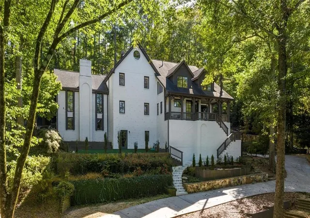 Photo 3 of Single family home for sale at 6305 River Chase Cir, Sandy Springs, GA 30328 | MLS# 7809375 | Listing updated on 2026-10-07