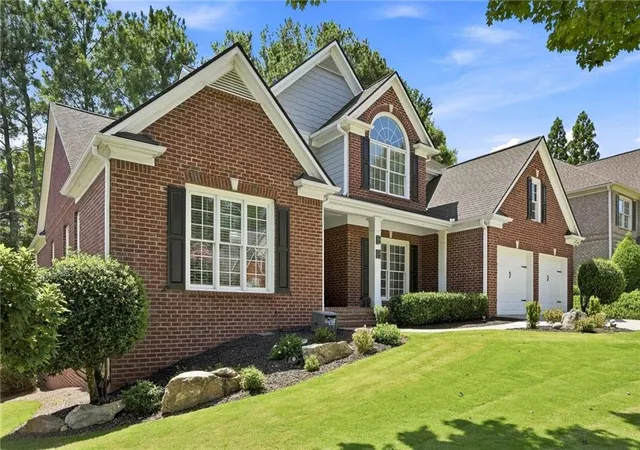 Photo 3 of Single family home for sale at 7027 Bennington Ln, Cumming, GA 30041 | MLS# 7825223 | Listing updated on 2026-08-22