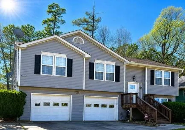 Photo 1 of Sale Pending at 5700 Holw Ridge Ln, Norcross, GA 30071 | MLS# 7796314 | Listing updated on 2026-10-01