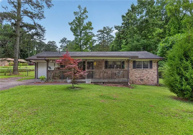 Homes for sale in Marietta, GA | 3092 Hicks Rd Sw, Marietta, GA 30060 | MLS# 7785640