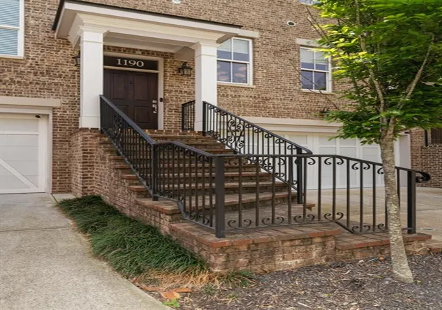 2nd image of 1190 John Collier Rd, Atlanta, GA 30318 | MLS# 7760740