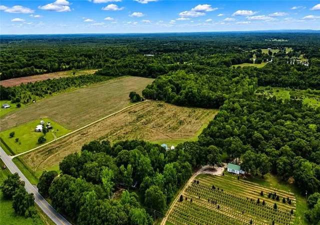 Homes for sale in Barnesville, GA | 144 Hwy 341 S, Barnesville, GA 30204 | MLS# 7767861