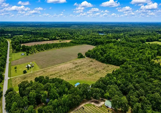 Homes for sale in Barnesville, GA | 144 Hwy 341 S, Barnesville, GA 30204 | MLS# 7767861