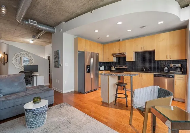 4th image of 923 Peachtree St Ne #1827, Atlanta, GA 30309 | MLS# 7753086