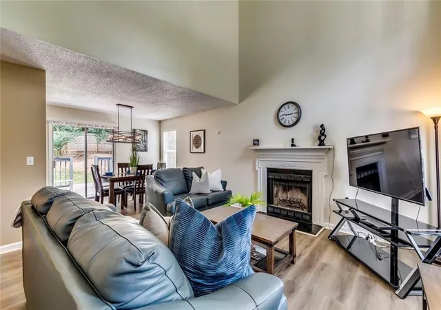 Photo 3 of Sale Pending at 4936 Windsor Downs Dr, Decatur, GA 30035 | MLS# 7809557 | Listing updated on 2026-08-21