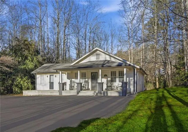 Homes for sale in Dahlonega, GA | 1374 Dawsonville Hwy, Dahlonega, GA 30533 | MLS# 7707776