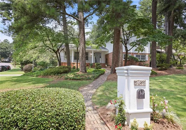 2nd image of 2458 Dunkerrin Ln, Atlanta, GA 30360 | MLS# 7813831
