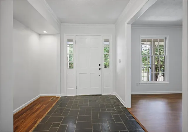 4th image of 2458 Dunkerrin Ln, Atlanta, GA 30360 | MLS# 7813831