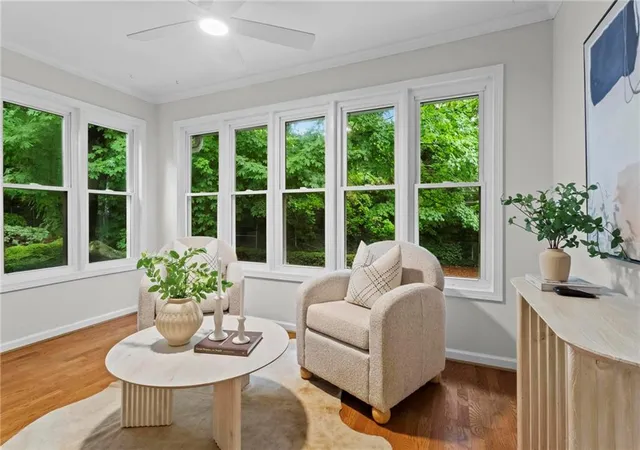 Listing Photo 5 - Condo for sale in building located at 1014 Smt N Dr NE, Atlanta, GA 30324 - Unit #1014