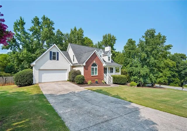 Photo 1 of Single family home for sale at 4522 Mulberry Flds Ln, Auburn, GA 30011 | MLS# 7813737 | Listing updated on 2026-09-09