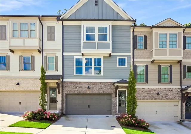 Townhouse for sale at 238 Retreat Ln, Canton, GA 30114 | MLS# 7816302