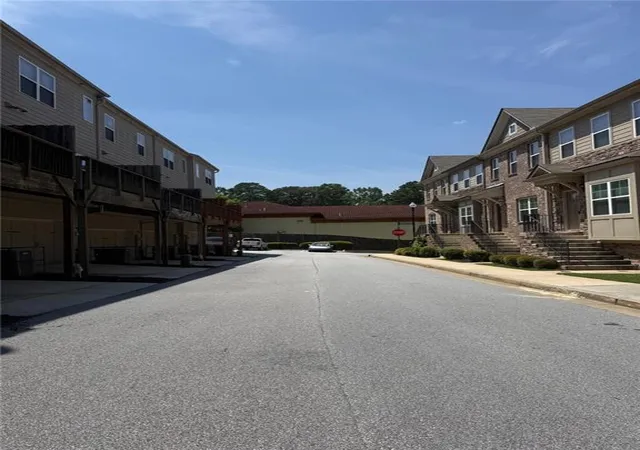 Photo 2 of Townhouse for sale at 222 Ismal Dr, Atlanta, GA 30331 | MLS# 7819851 | Listing updated on 2026-08-12