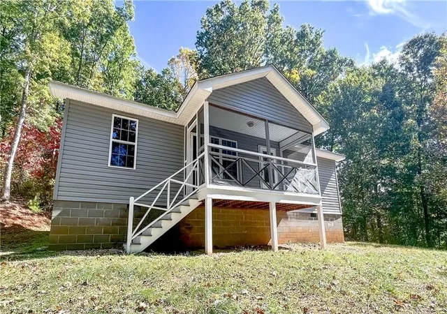 Homes for sale in Cleveland, GA | 102 Putnam Rd, Cleveland, GA 30528 | MLS# 7800922