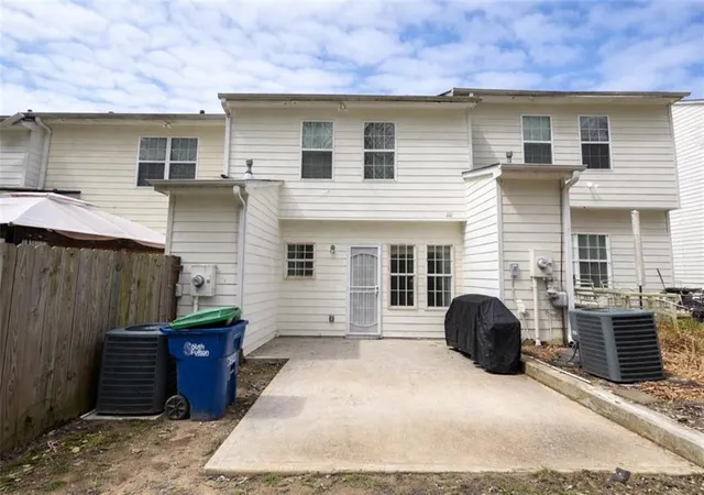 Photo 21 of Townhouse for sale at 6198 Shls Loop, Union City, GA 30291 | MLS# 7780351 | Listing updated on 2026-06-02