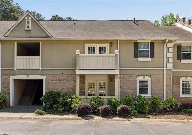 Photo 1 of Condo for sale at 6900 Roswell Rd #Q6, Sandy Springs, GA 30328 | MLS# 7761691 | Listing updated on 2026-09-04