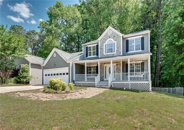 Homes for sale in Duluth, GA | 11105 Abbotts Station Dr, Duluth, GA 30097 | MLS# 7766512