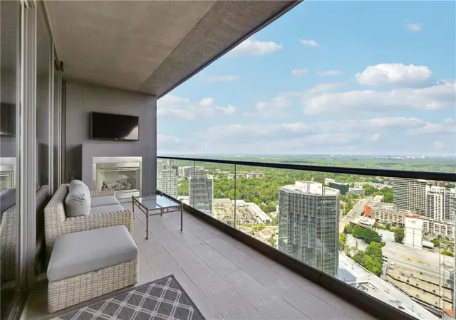 4th image of 3344 Peachtree Rd Ne #3902, Atlanta, GA 30326 | MLS# 7716482
