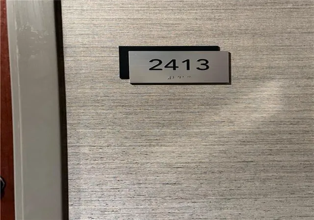 4th image of 400 W Peachtree St Nw #2413, Atlanta, GA 30308 | MLS# 7731405