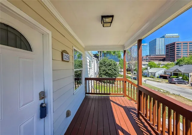 Homes for sale in Atlanta, GA | 1258 Holly St Nw, Atlanta, GA 30318 | MLS# 7749847