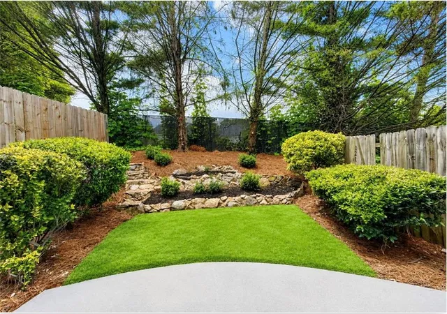 Photo 27 of Sale Pending at 121 Linton Dr, Acworth, GA 30102 | MLS# 7811814 | Listing updated on 2026-08-27