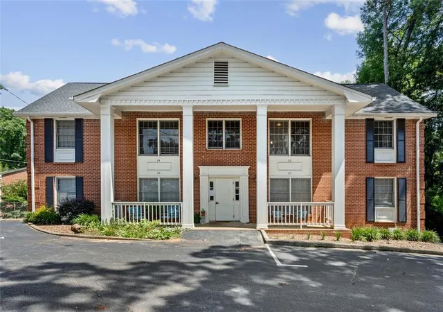 Photo 2 of Condo for sale at 135 E Hill St #22, Decatur, GA 30030 | MLS# 7591838 | Listing updated on 2026-06-09