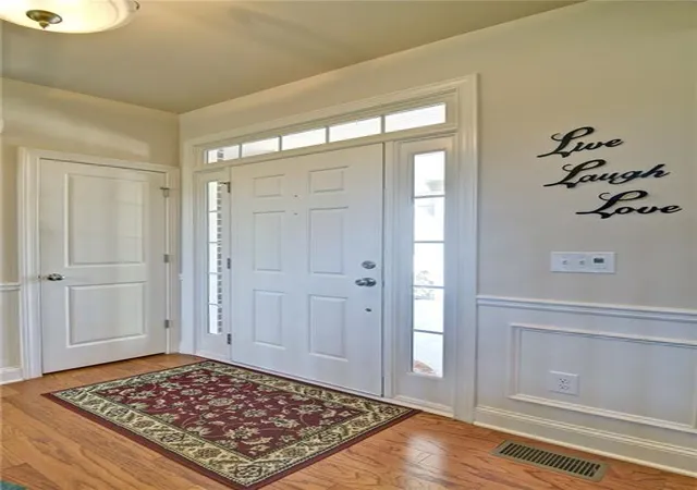 4th image of 503 Lakeview Ct, Woodstock, GA 30188 | MLS# 7814096
