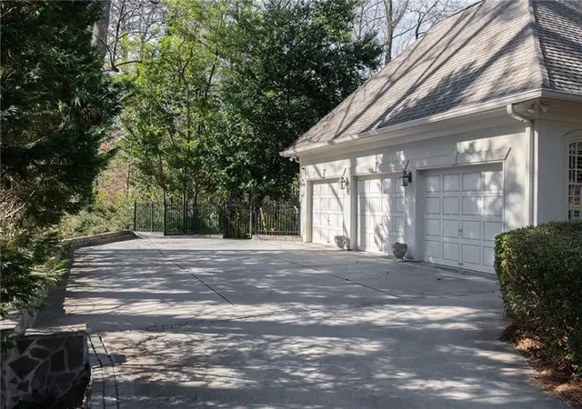 Photo 44 of Single family home for sale at 3460 Paces Valley Rd Nw, Atlanta, GA 30327 | MLS# 7804830 | Listing updated on 2026-09-03
