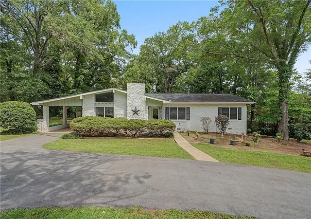 1st image of 6 Virginia Cir, Cedartown, GA 30125 | MLS# 7787955
